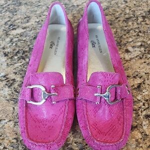Anne Klein Pink Flats with Rounded‎ Toe and Decorative Hardware